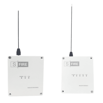 KIT de Transmisor - Receptor inalámbrico / Distancia máxima de transmisión 2500 metros (Linea de vista) / Receptor con 4 salidas | SFLORAKIT4
