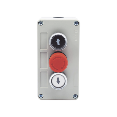 Botonera Triple con Boton de Stop Tipo Enclavado / Para Barreras Vehiculares, Operadores Corredizos y Abatibles. | XBS-SW-03