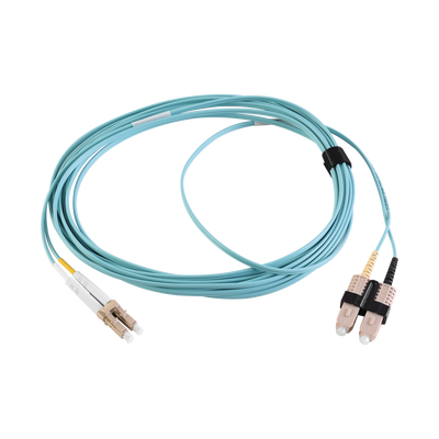 Jumper de Fibra Óptica Multimodo 50/125 XGLO OM3, LC-SC Duplex, OFNR, Color Aqua, 1 Metro (3.28 Pies) | FJ2-LCSC5L-01AQ